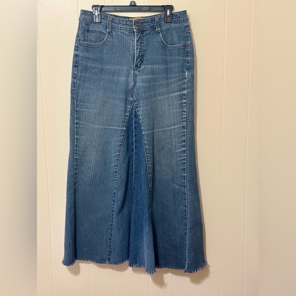 Hannah Denim High-Waist denim skirt in Faded Blue